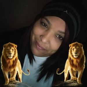 Meet your Posher, Uhsif